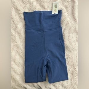 Brand new with tags we wore what split hem blue leggings size small